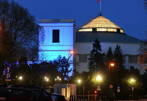 Organizują dyskotekę przed Sejmem. "Nasza rewolucja będzie radosna i taneczna"