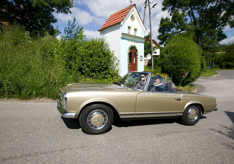 Mercedes: gwiazdy zdobyły krakowski rynek