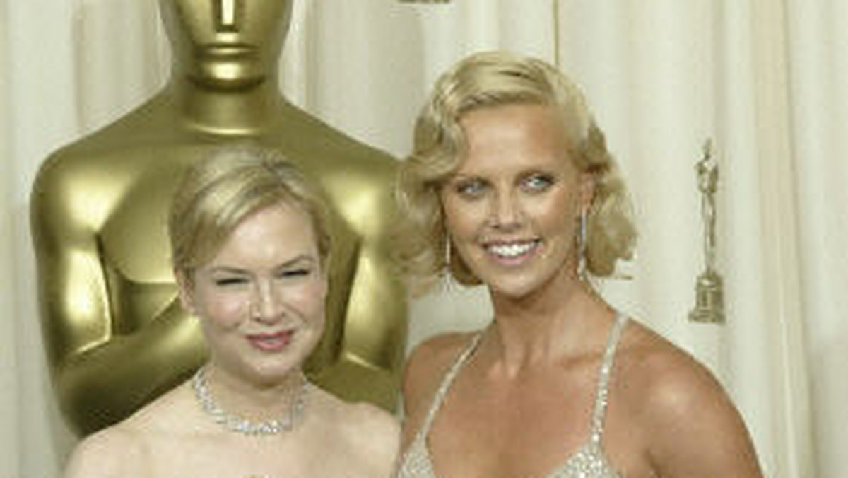 Kate Winslett i Penelope Cruz,które triumfowały podczas ostatniej ceremonii Oscarów, pojawiły się na gali przystrojone w biżuterię marki Choppard. Jak się okazuje, ozdoby tej firmy stały się nieodłącznym elementem stylu hollywoodzkich gwiazd - informuje serwis diamondworld.net.
