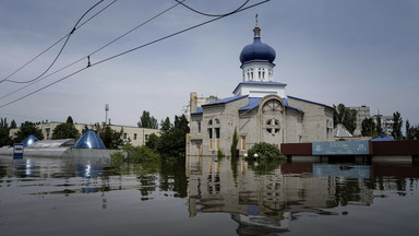Zagrożenie epidemiczne po wysadzeniu zapory w Ukrainie. W wodzie zwłoki i metale ciężkie