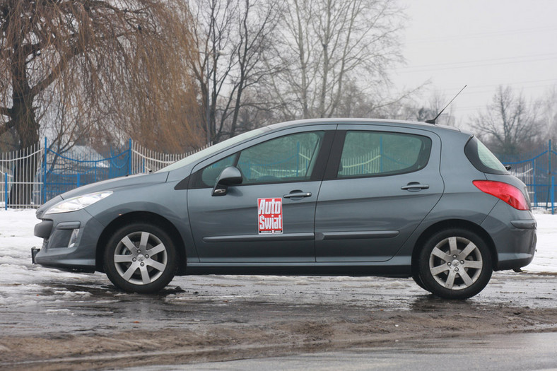 Peugeot 308 kontra Renault Megane: który używany kompakt jest lepszym wyborem?