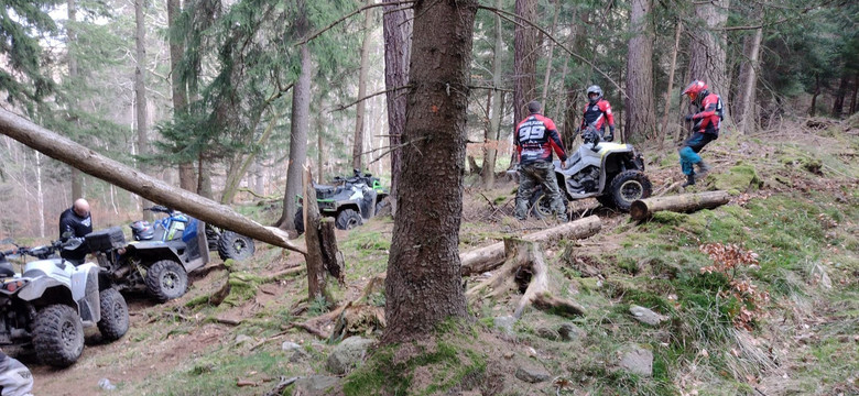 Nielegalny rajd quadami w Sudetach. Leśnicy ruszyli w pościg