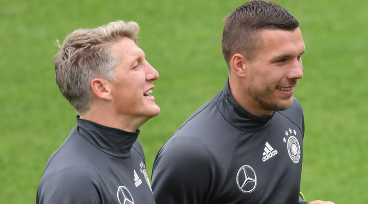 Schweinsteiger és Podolski együtt búcsúznak el a Nationalelftől /Fotó: AFP
