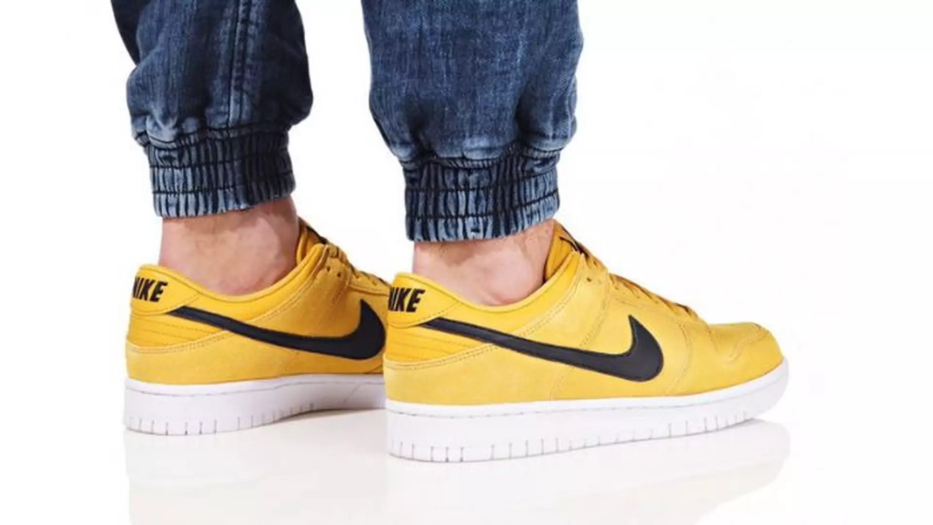 Zaszalej z kolorem i wskocz w żółte sneakersy. Garść propozycji