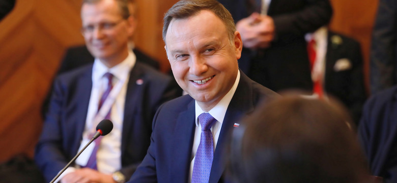 CBOS: prezydent i premier liderami rankingu zaufania; trzecie miejsce Paweł Kukiz