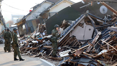 Kobieta przeżyła pięć dni pod gruzami po trzęsieniu ziemi w Japonii