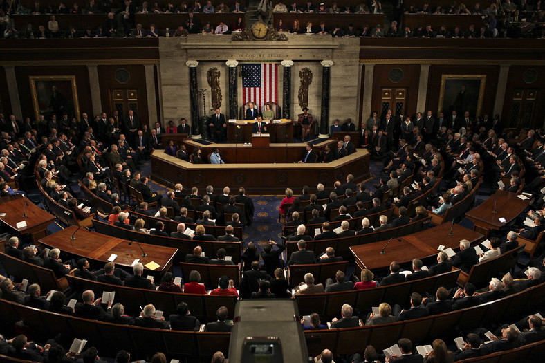 Obrady amerykańskiego Kongresu, który wkrótce moze uchwalić przepisy zezwalające na podział banków.