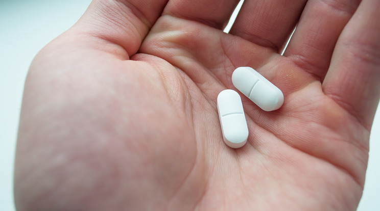 A tabletták önmagukban nem elegek a fájdalom ellen/Fotó: Shutterstock