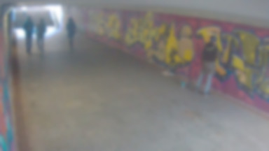 Malował graffiti w centrum Sopotu. Nikt z przechodniów nie reagował