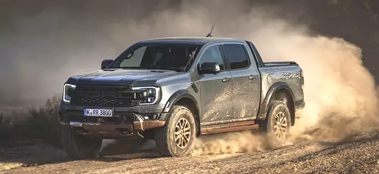 Mocny w terenie, szybki na asfalcie – test nowego Forda Rangera Raptor