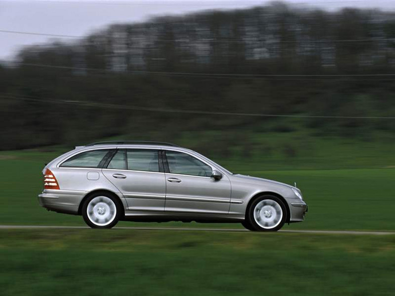 1907-2007: 100-letni jubileusz napędu 4x4 w autach osobowych