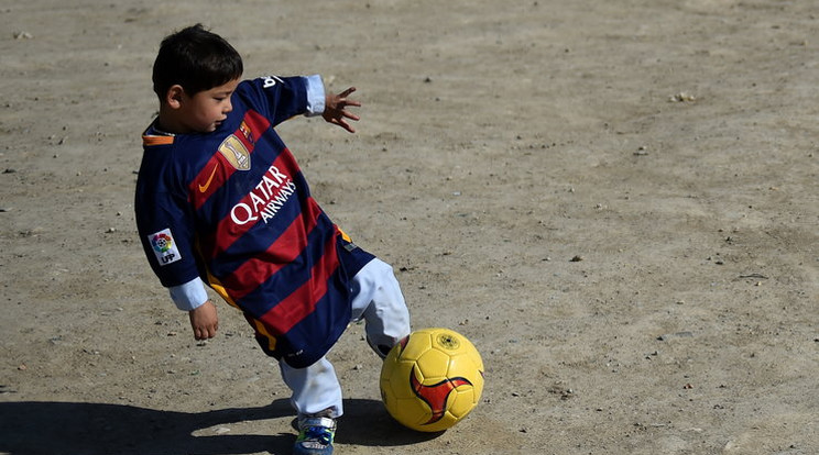 Lionel Messi fiatal rajongója végre találkozhatott hősével /Fotó: AFP