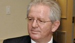 Hiseni: Videćemo da li je linija Kraljevo-Mitrovica legalna