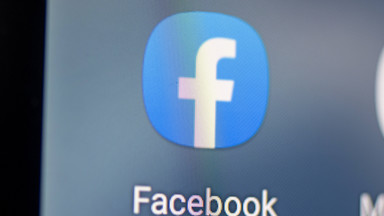 Rosja częściowo ograniczy dostęp do Facebooka. Oskarża internetowego giganta