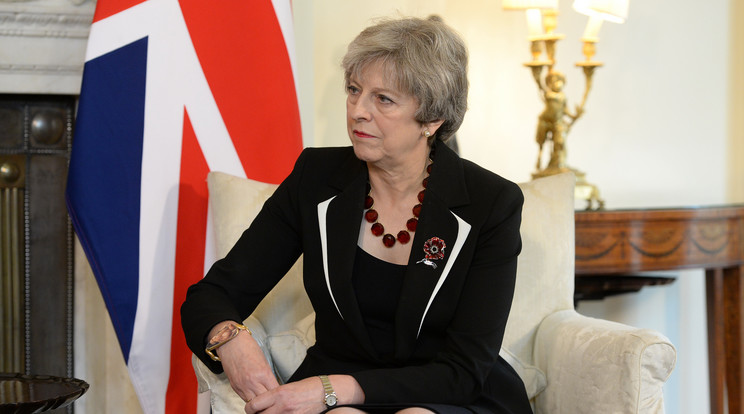 Theresa May brit kormányfő párttársai is ellene fordultak /Fotó: GettyImages