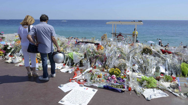 Francja: zatrzymano dwie osoby w związku z zamachem w Nicei