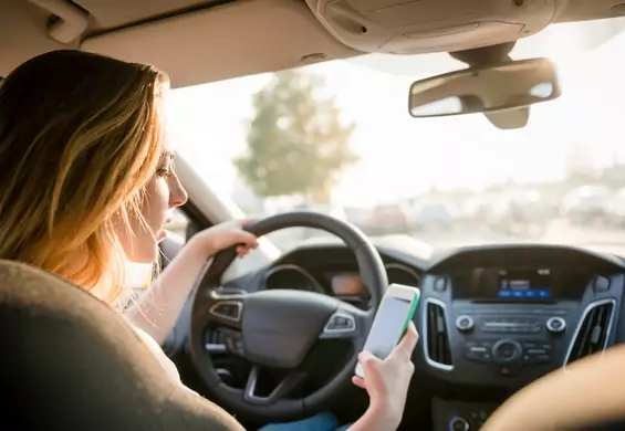 Piszesz wiadomości podczas jazdy? Wkrótce iPhone ci to uniemożliwi