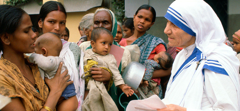 Wiele osób nie wie, że Matka Teresa, która wkrótce zostanie świętą, przeżyła ostatnie dekady życia, czując niemal zupełną nieobecność Boga