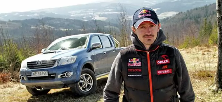 Adam Małysz i Toyota Hilux w teście