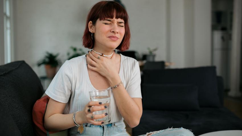 torokgyulladás tünetei okai láz nátha influenza megfázás