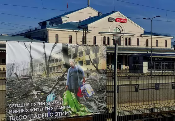 Rosjanie podróżujący pociągiem zobaczą brutalną wystawę zdjęć z Ukrainy