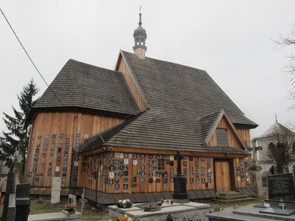 Wyróżnienie w kategorii "Architektura i konstrukcje drewniane" - kościół cmentarny Świętej Anny w Zaklikowie 