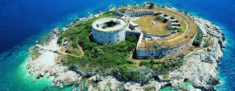 Projekt luksusowego ośrodka wczasowego na wyspie Mamula w Czarnogórze