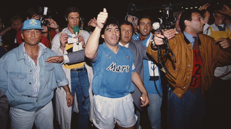 Diego Maradona kétszer is bajnoki címre vezette
a nápolyiakat /Fotó: Getty Images