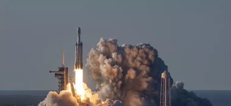 Falcon Heavy wyniesie w kosmos części stacji Gateway. SpaceX dostało kontrakt od NASA