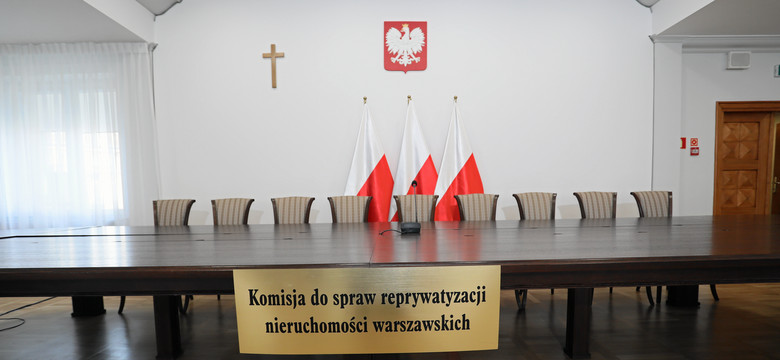 Warszawa: decyzja ws. zwrotu kamienic przy Senatorskiej, Miodowej i Podwale wydana z naruszeniem prawa