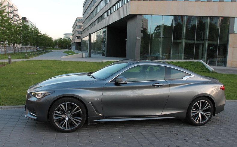 Infiniti Q60 2.0t