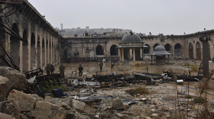 A szír hadsereg az általuk közreadott információk szerint visszafoglalta Aleppo keleti részét / Fotó: MTI