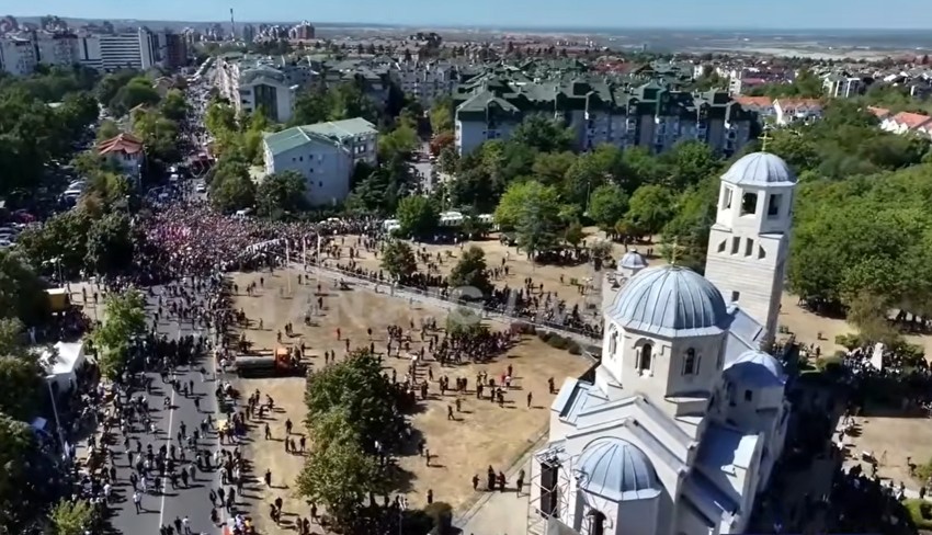 Sahrana Ratka Mladića, crkva Svetog apostola Luke na Vidikovcu 