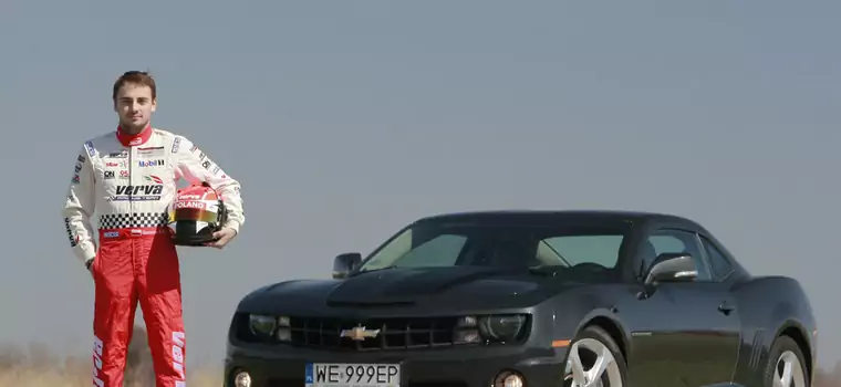 Kuba Giermaziak testuje dla nas Chevroleta Camaro