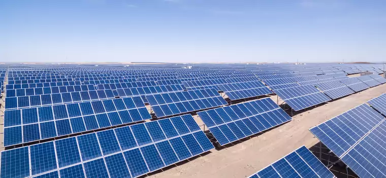 Chiny chcą zbudować na pustyni Gobi elektrownie słoneczne i wiatrowe o łącznej mocy 450 GW