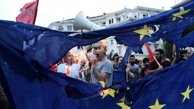 "Tylko w ten sposób Unia Europejska przetrwa". Zamiast tylko krytykować Polskę i Węgry, powinniśmy wyciągnąć lekcję [OPINIA]