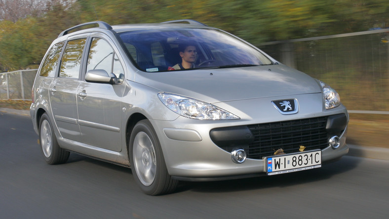 5. Peugeot 307 (2002-07), od 4500 zł. Polecamy: 1.6/110 KM  