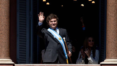 Nowy prezydent Argentyny wprowadza w życie plan radykalnego zaciskania pasa
