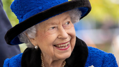 Przeżyła 14 pokoleń swoich psów, poznała 13 prezydentów USA. Królowa Elżbieta II panuje już 70 lat [ZDJĘCIA]