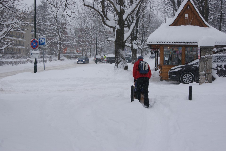 Śnieg paraliżuje Zakopane