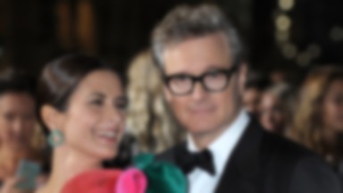 Colin Firth z żoną na czerwonym dywanie. Zaliczyła modową wpadkę?