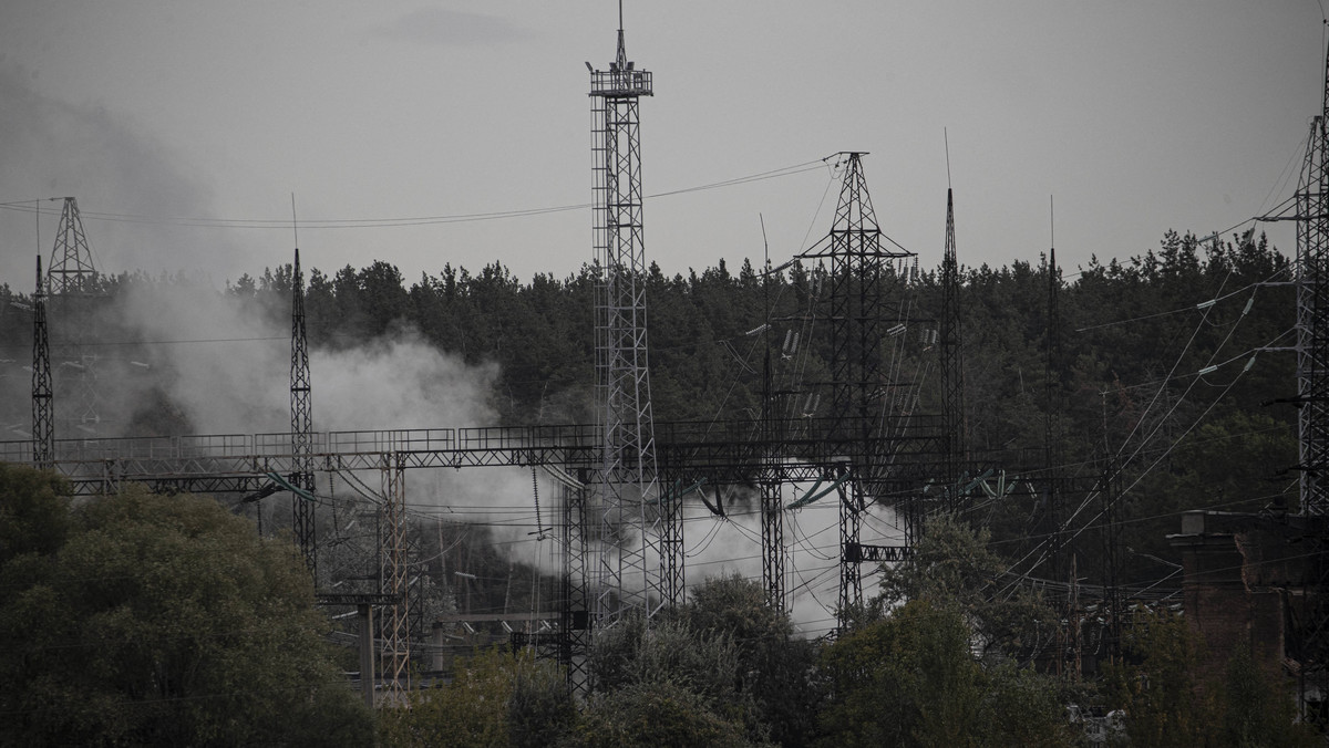 Rosja wstrzyma ataki na obiekty energetyczne? "Muszą uzupełnić pociski"