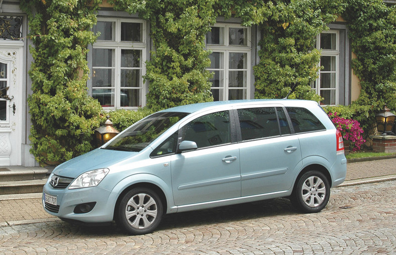 Opel Zafira 1.6 CNG: ile zaoszczędzimy jeżdżąc na gazie