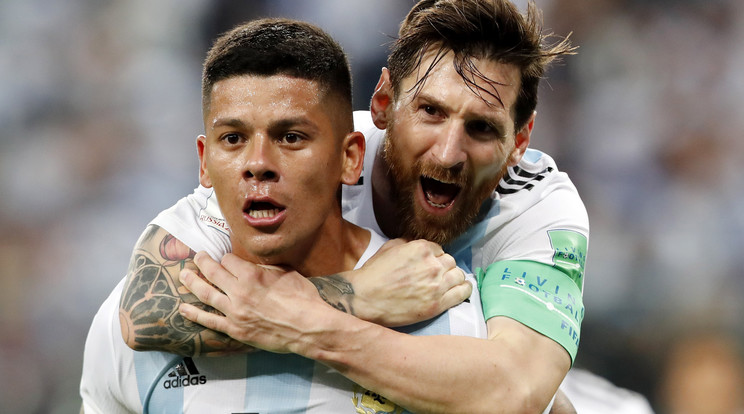 Marcos Rojo és Lionel Messi /Fotó: MTI/EPA/Anatolij Malcev