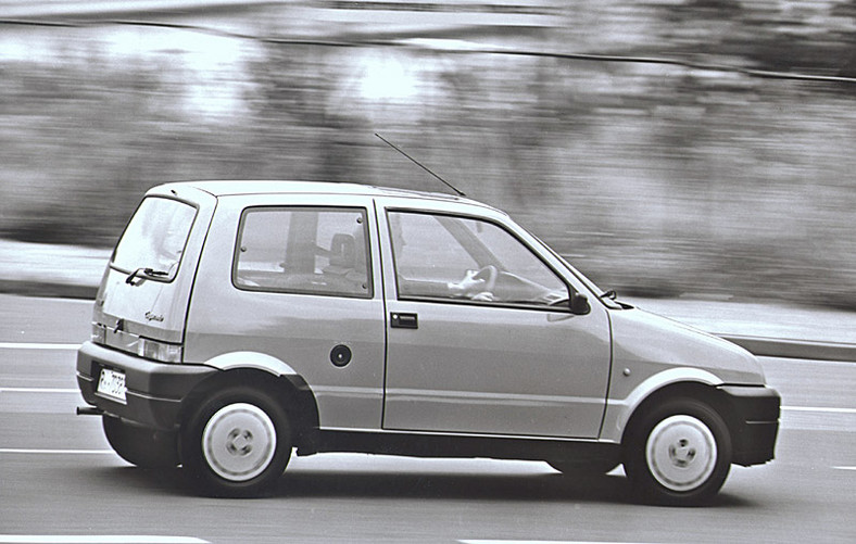 Fiat 500: powrót do przeszłości (fotogaleria)