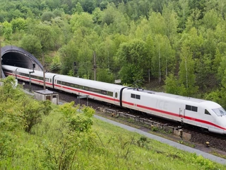 Niemcy chcą podwoić liczbę pasażerów pociągów dalekobieżnych