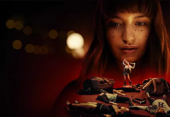 Netflix: zwiastun nowego filmu z Julią Wieniawą. "Wszyscy moi przyjaciele nie żyją"