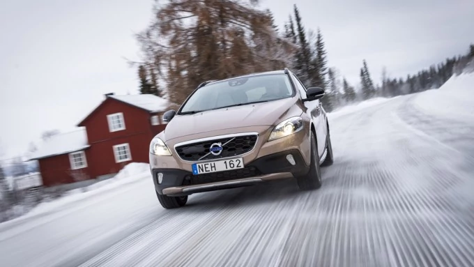 Volvo V40 T5 AWD Cross Country: szwedzka tradycja