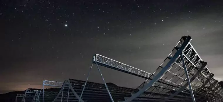 W Kanadzie uruchomiono olbrzymi teleskop do nasłuchiwania sygnałów z kosmosu