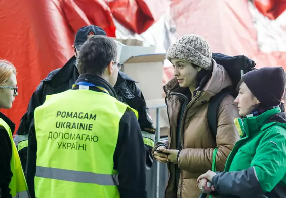 Tylko co trzeci Polak chce jeszcze pomagać uchodźcom z Ukrainy. Rząd musi w końcu przejąć pałeczkę